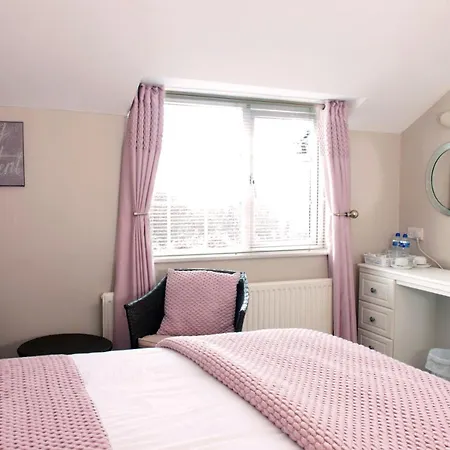 Otel Dillon's Bar & Bistro