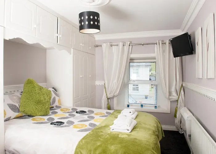 Dillon's Bar & Bistro ホテル *